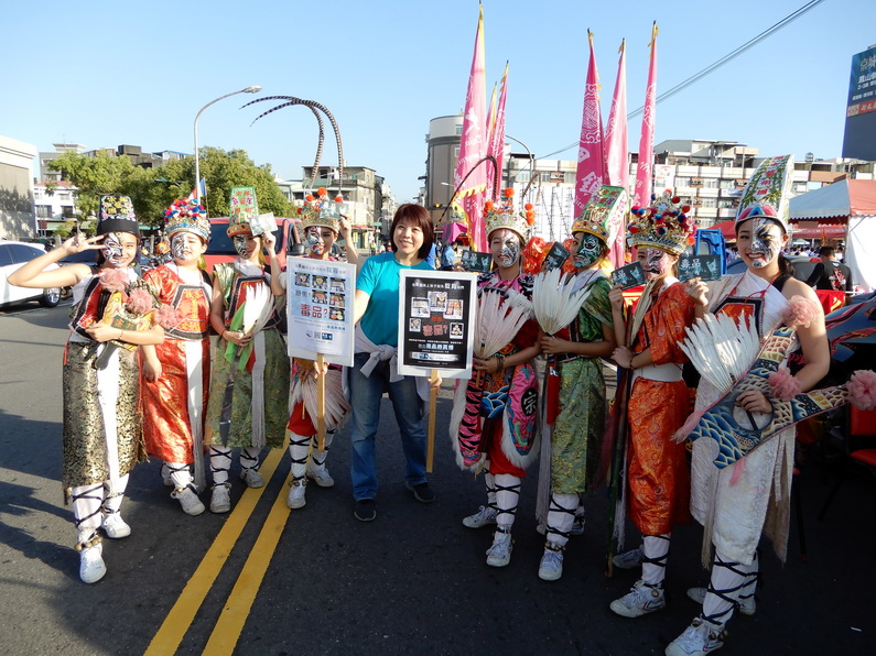 大甲媽祖首南巡遶境 山達基鳳山場宣導反毒