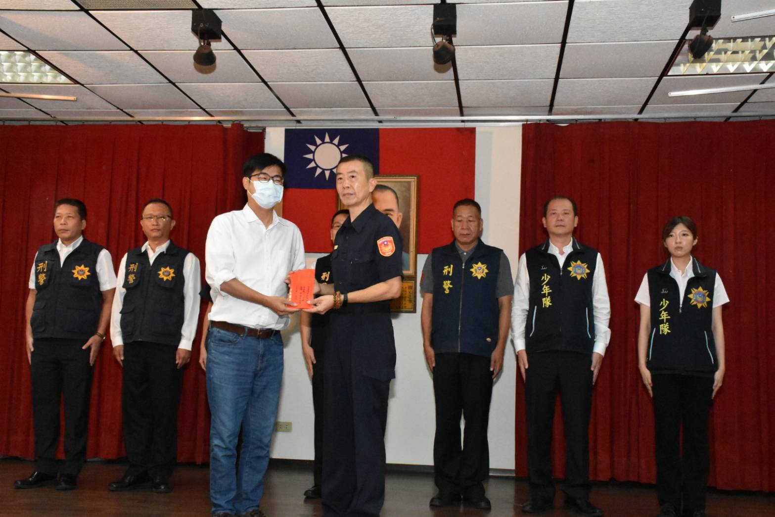 偵破少女遭略誘軟禁案 高雄市長頒獎慰勉有功員警