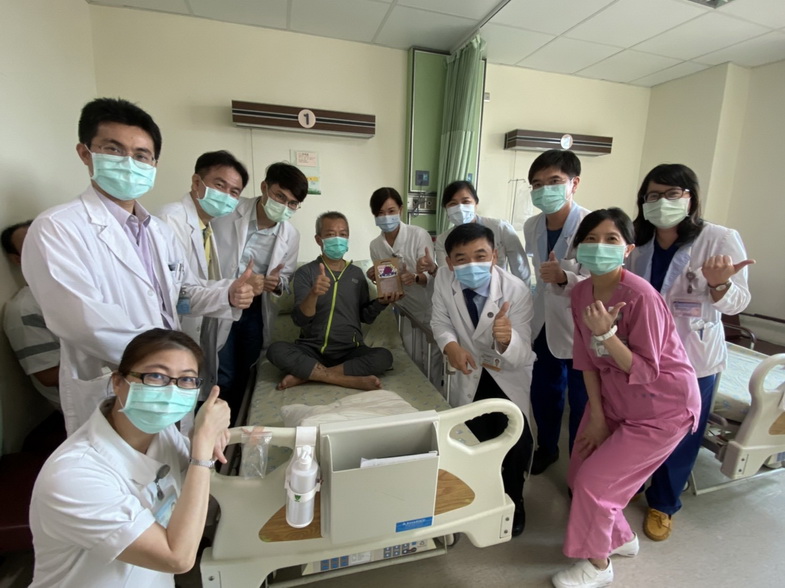 小港醫院開發「安心凍」造福咀嚼吞嚥困難者