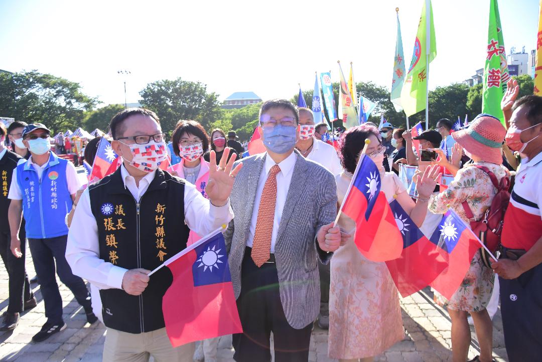 新竹縣政府雙十國慶 縣長楊文科、議長張鎮榮升旗典禮