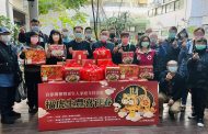 台中更保送油雞燒臘禮盒 關懷清寒更生人