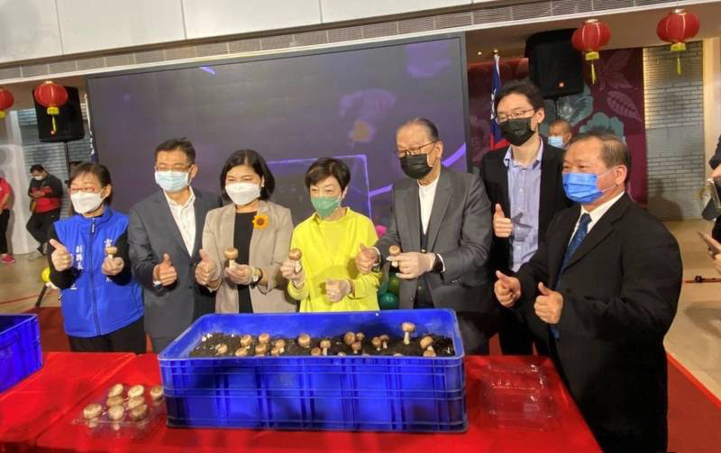 台積電慈善基金會「愛在雲林」 張淑芬首訪雲林