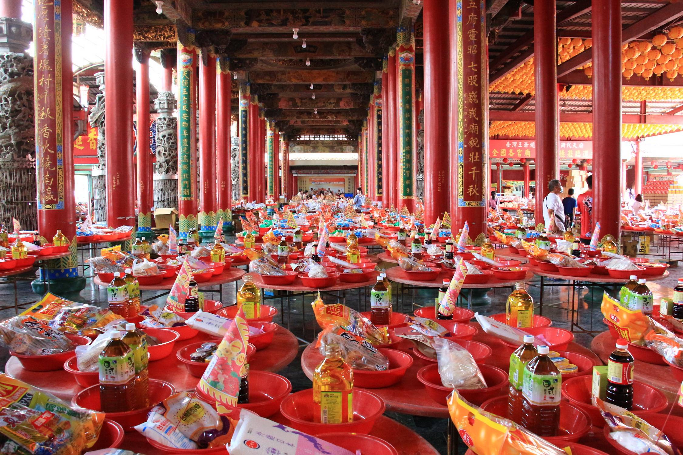 「台灣王爺總廟」南鯤鯓代天府中元大普渡 贊普不到往年一成