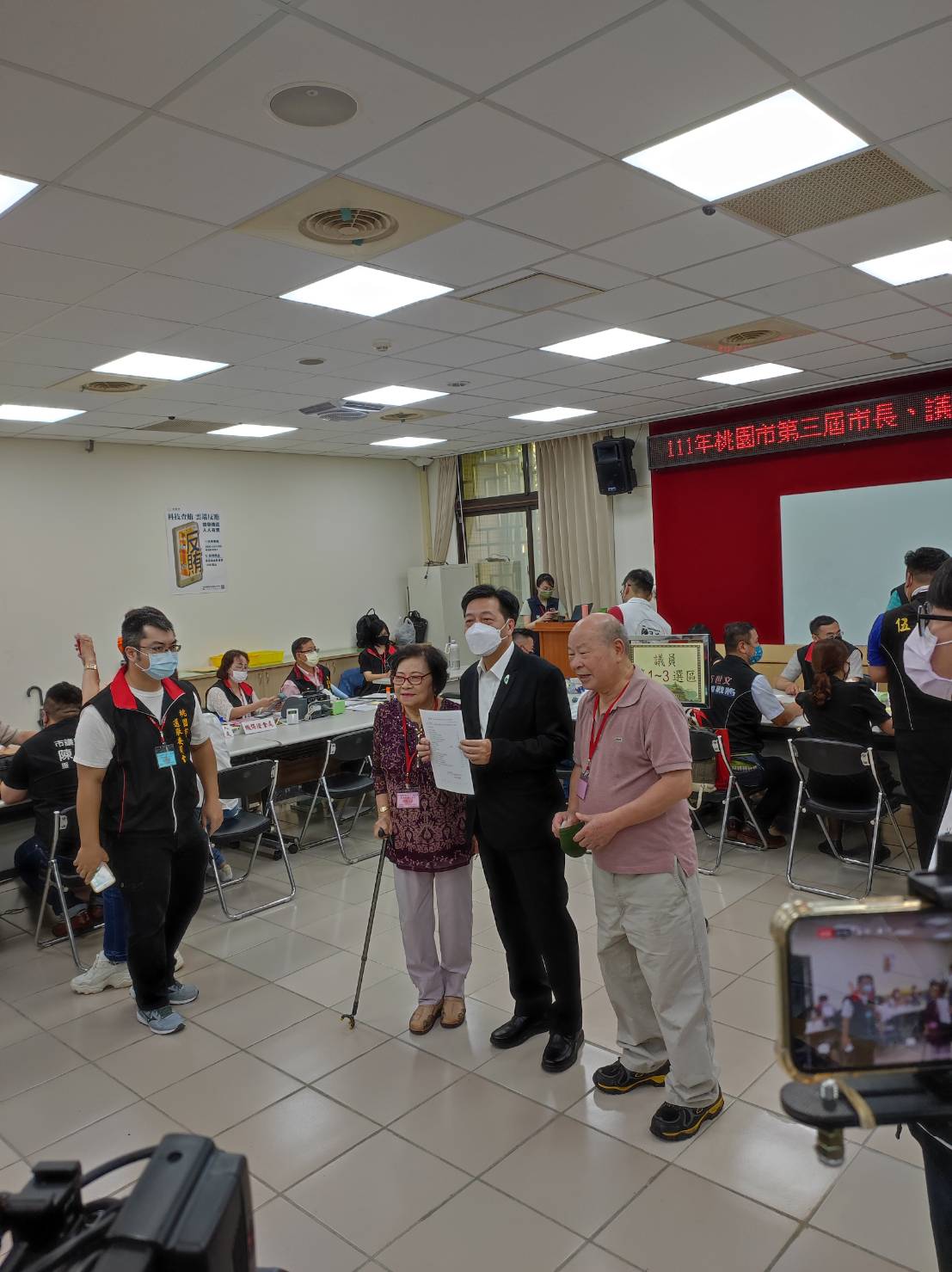 前民進黨立委鄭寶清登記參選桃園市長 民進黨：十天內開除黨籍