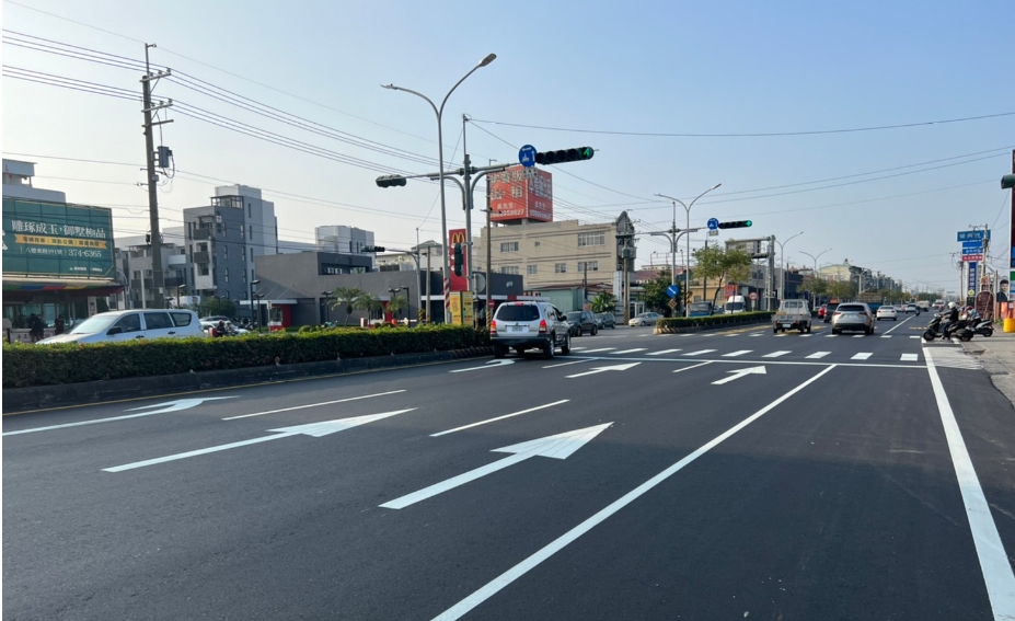 高雄市府與中鋼合作轉爐石瀝青混凝土 改善工業區周邊道路