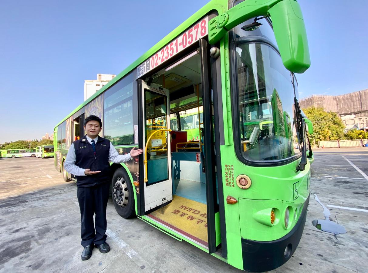 駕駛天天微笑問早道好 台中金運獎駕駛救了乘客一條命