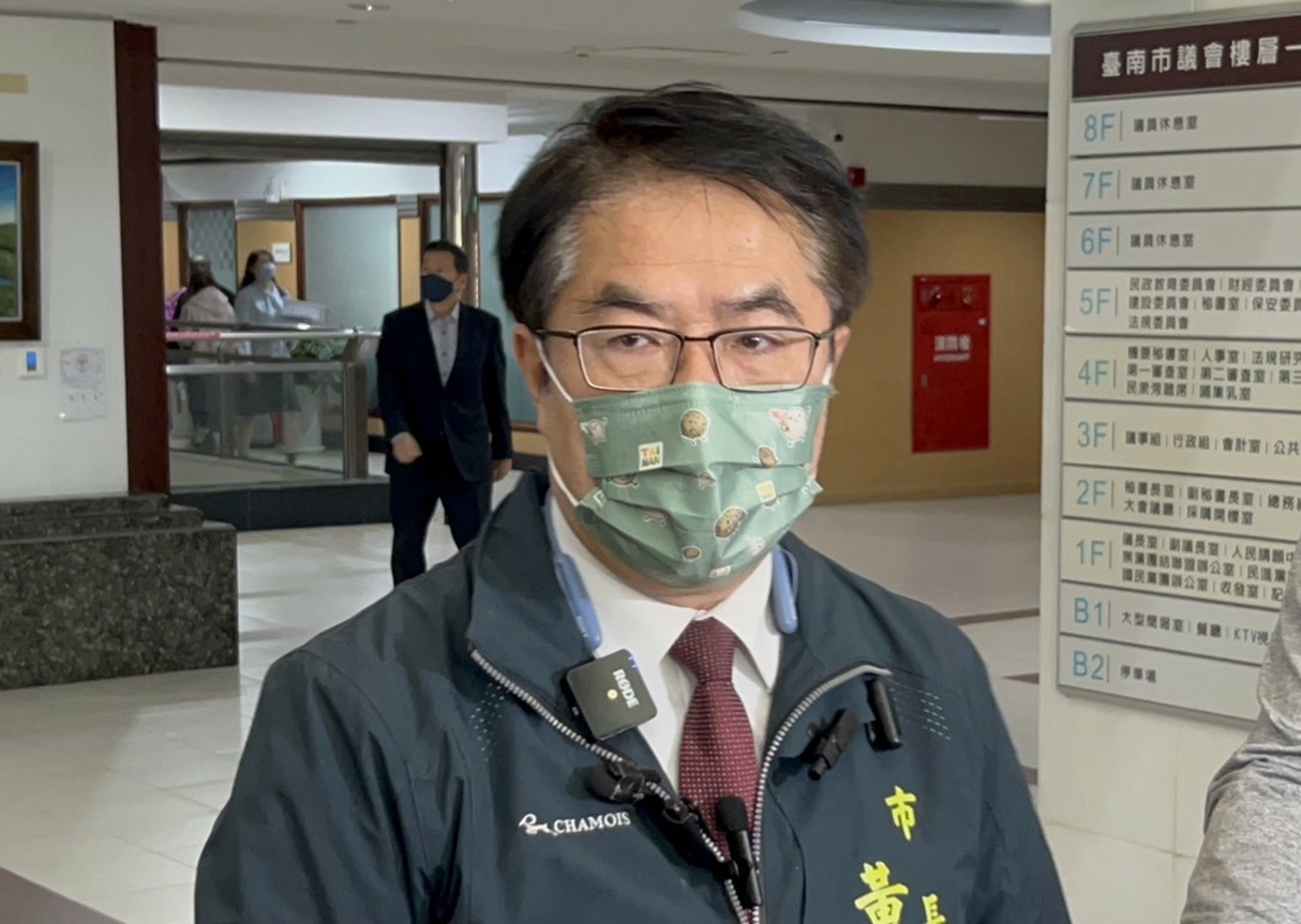 為基層民生請命 陳建仁肯定黃偉哲爭取商圈振興