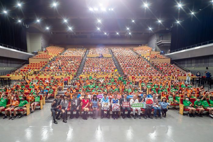 桃園市府牽手進劇場開跑 邀7000名師生一起走入劇場