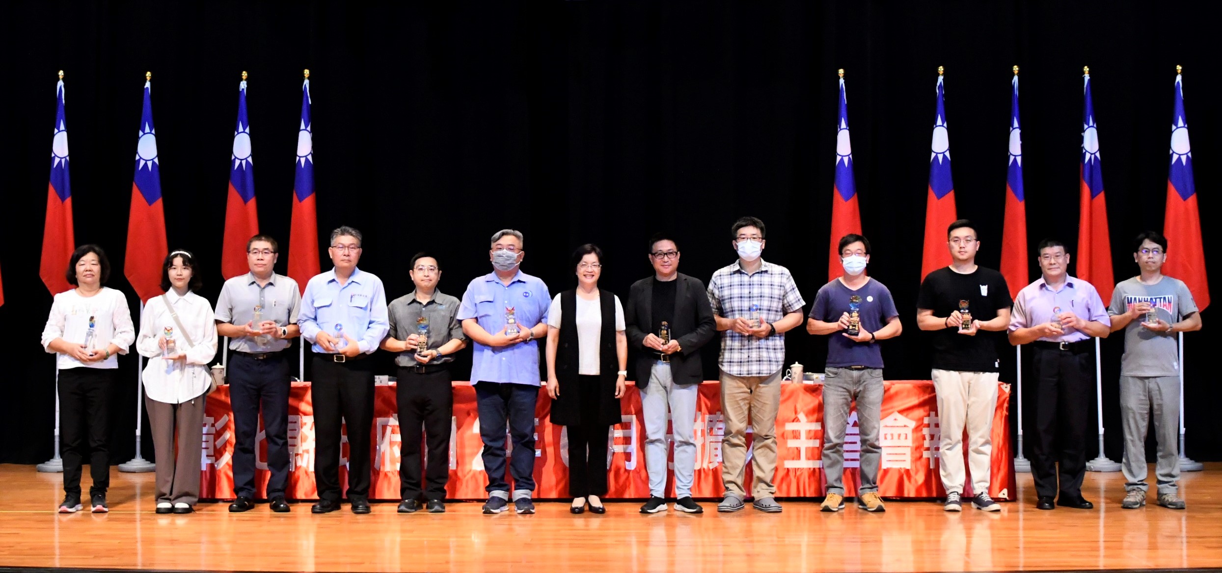 王惠美表揚公共工程優質施工團隊 建構優質永續彰化