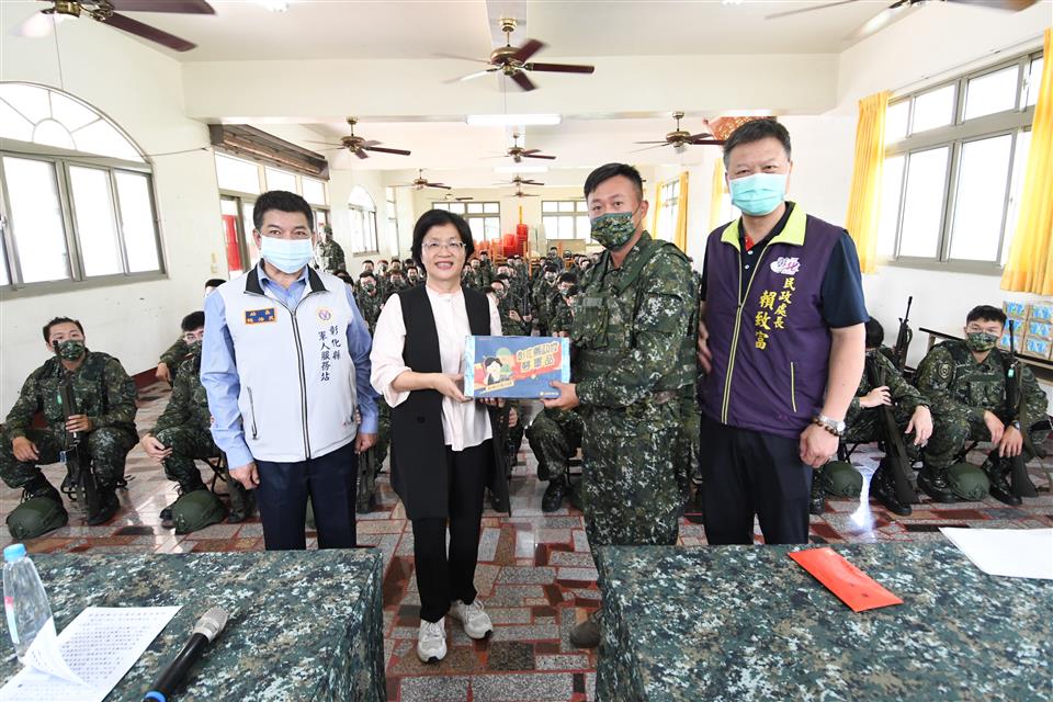 彰化縣軍民一條心 王惠美探視後備教育召集人員