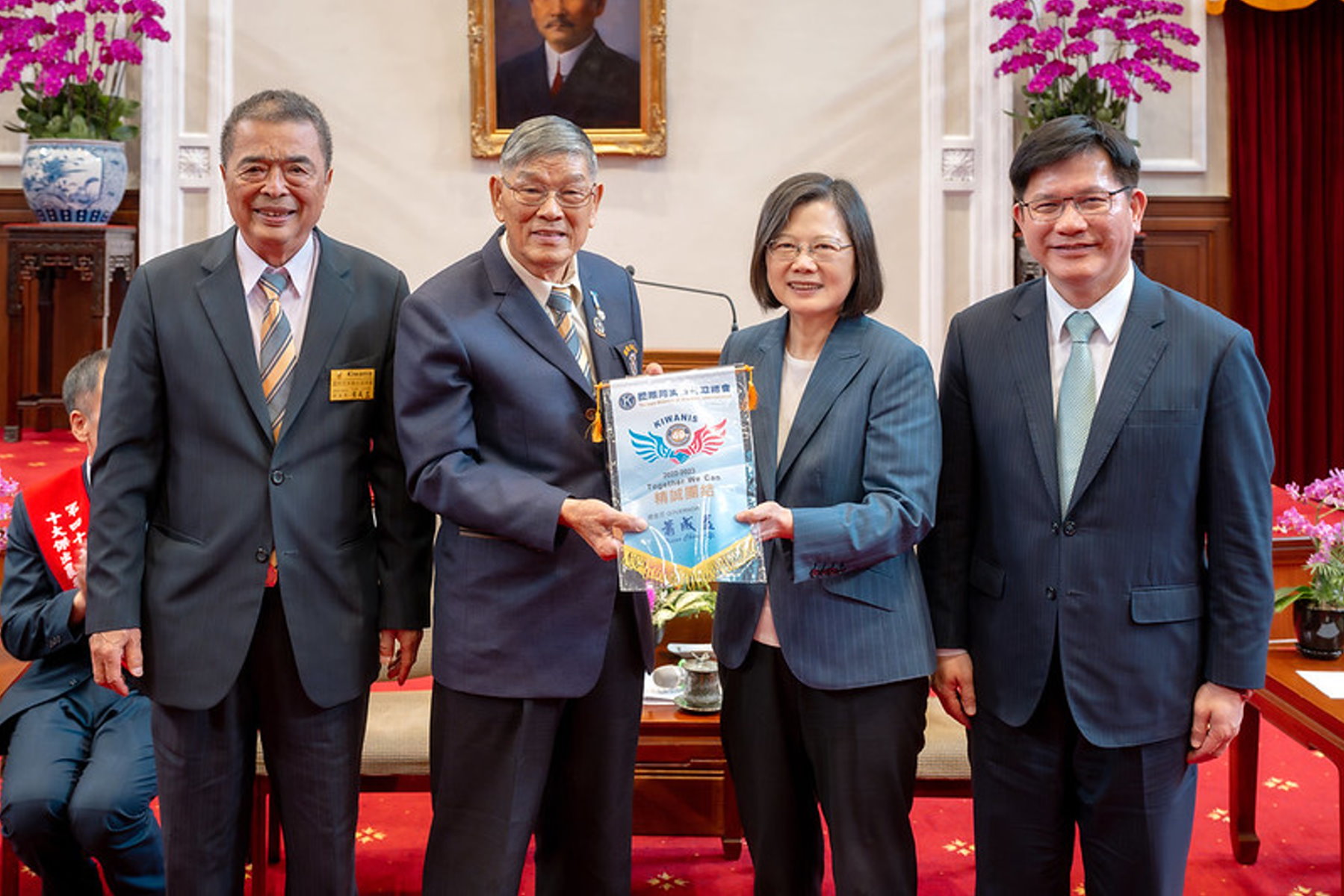 蔡總統接見10大傑出農業專家 盼台灣農產品行銷全世界