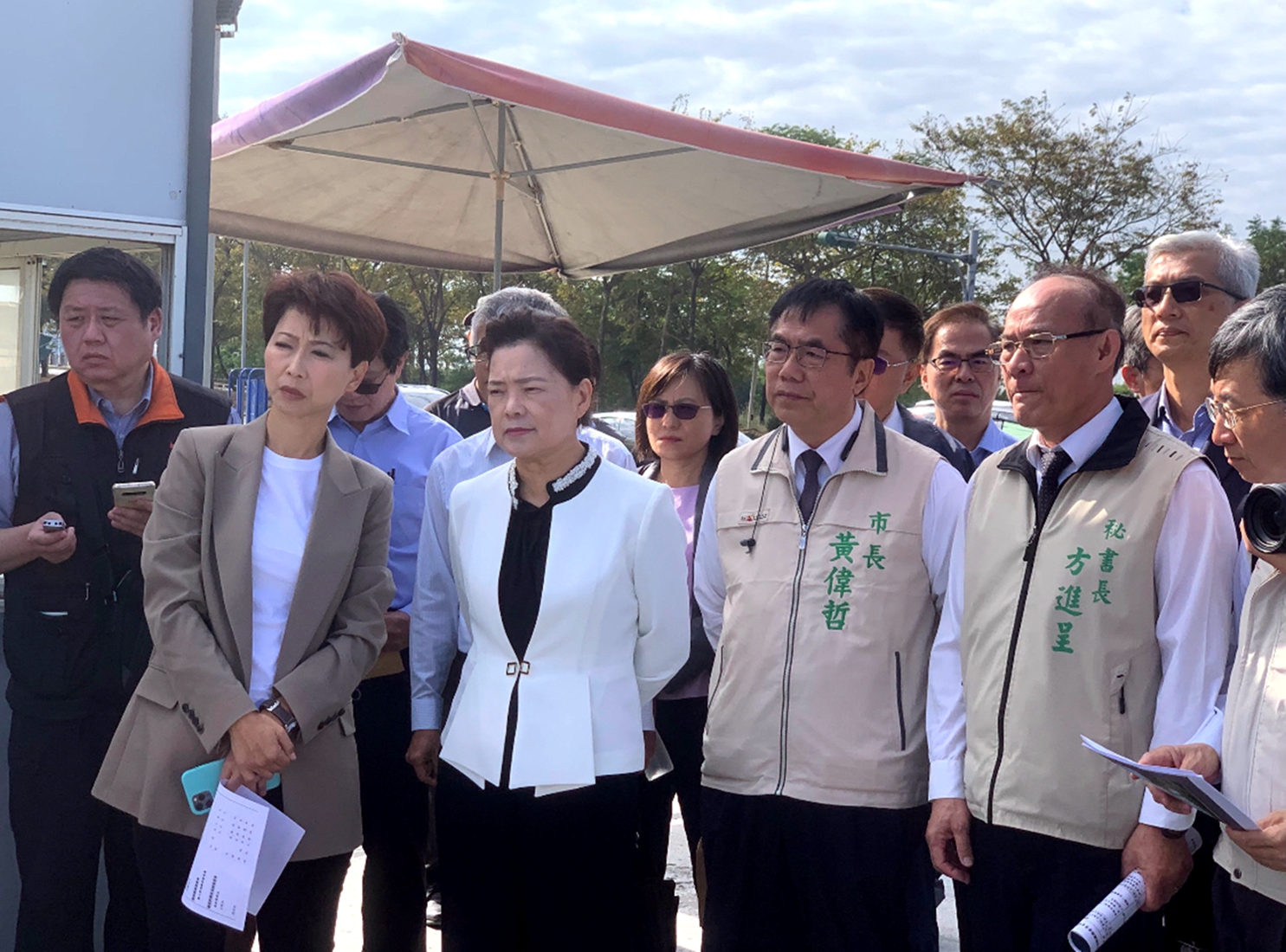 王美花視察南科園區 黃偉哲爭取台積電1.4奈米廠進駐台南