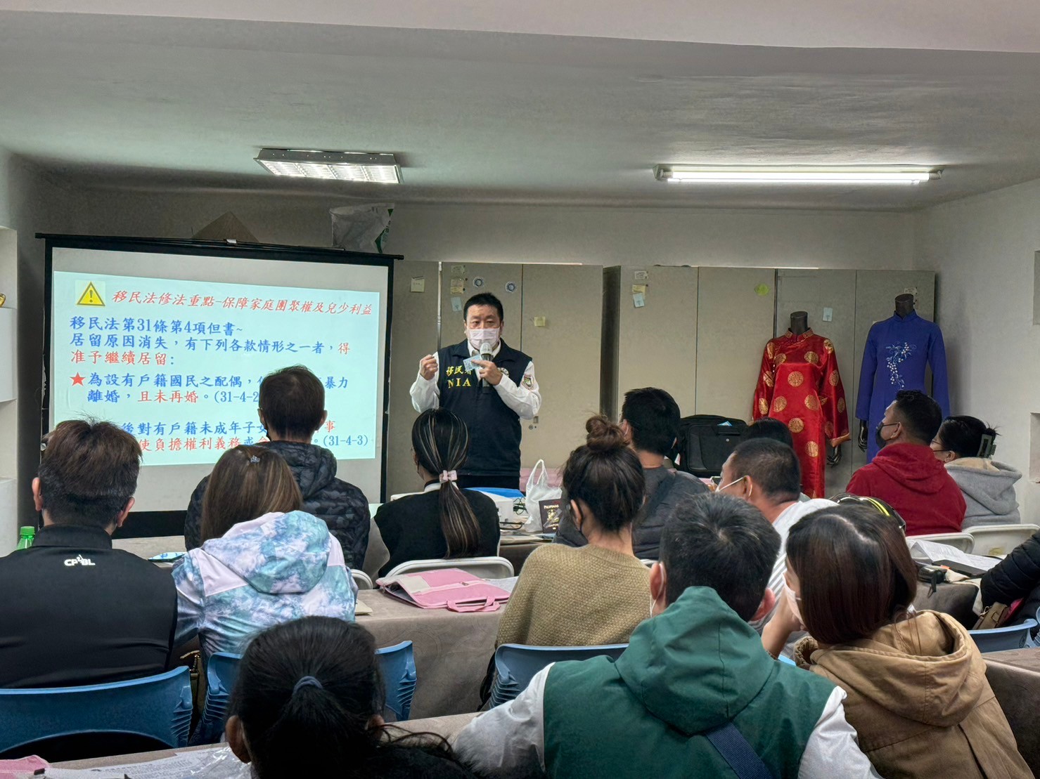 移民法新制上路 保障新住民家庭團聚權及兒少權益更臻完善