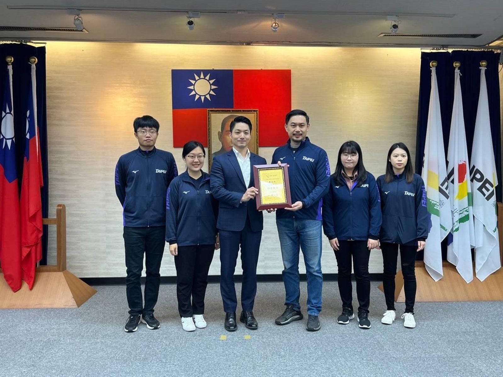 運動i臺灣 台北市8連霸特優 市長蔣萬安受獎