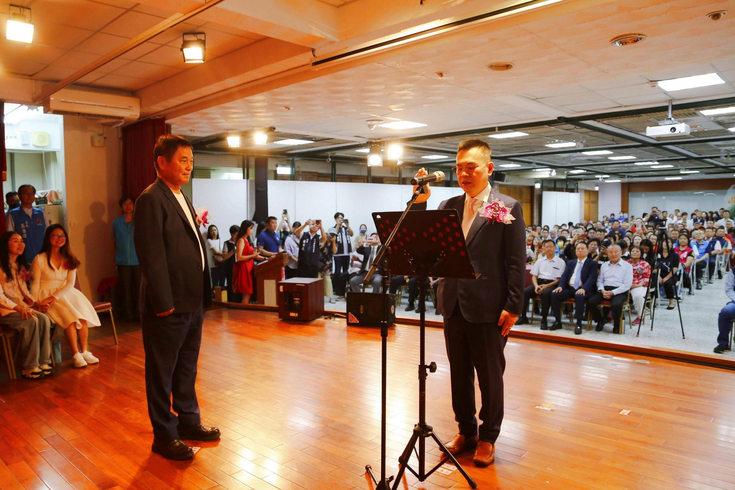 余文忠就職苗栗市長 提10大願景盼以人和壯麗客家城