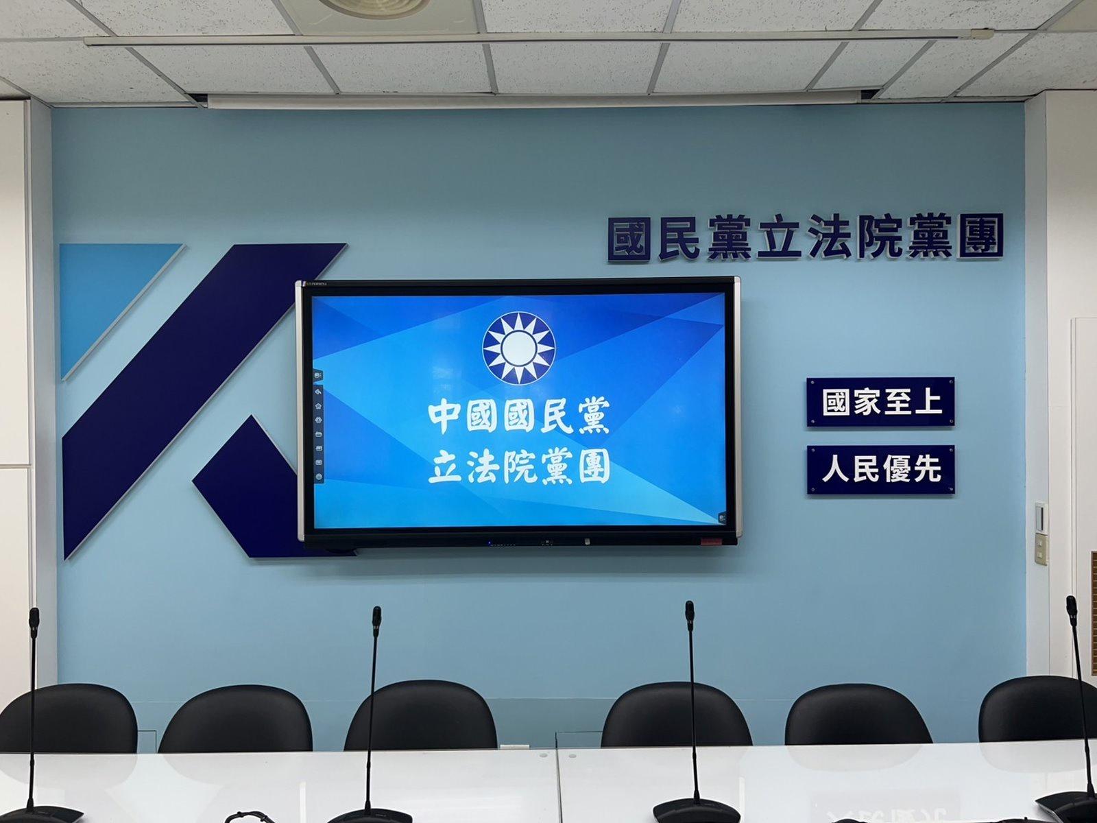 官逼民反 致部份法律修正案逕付二讀