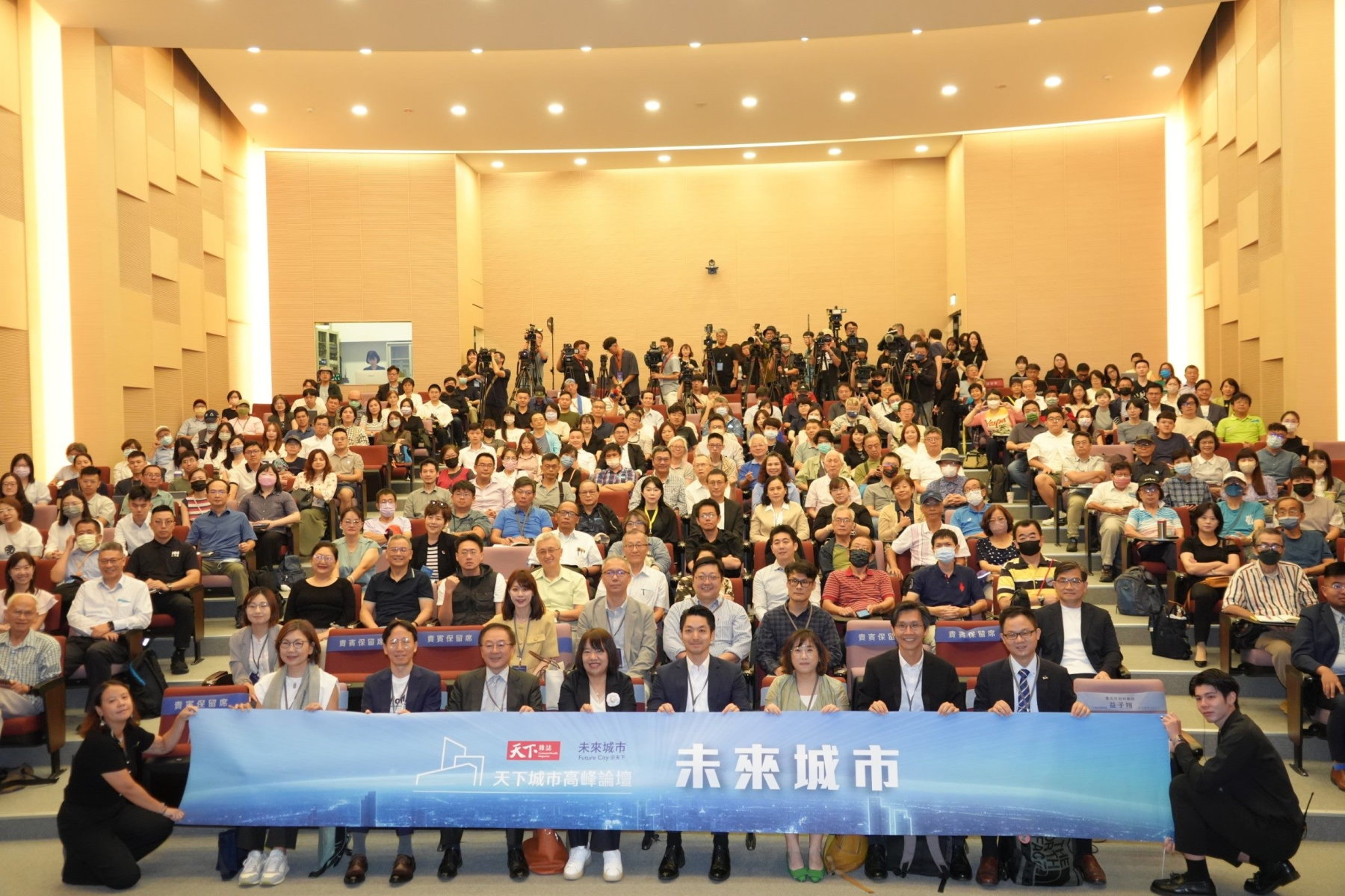 蔣萬安：持續推動永續發展 引領全球淨零新生活