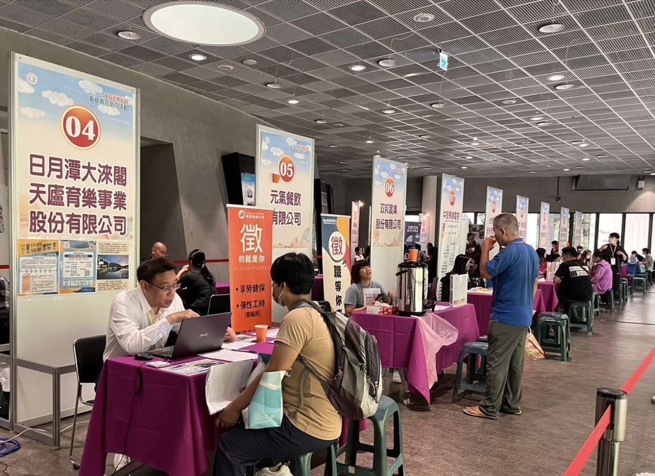 中彰投分署年後3場徵才 60家廠商釋1800個職缺