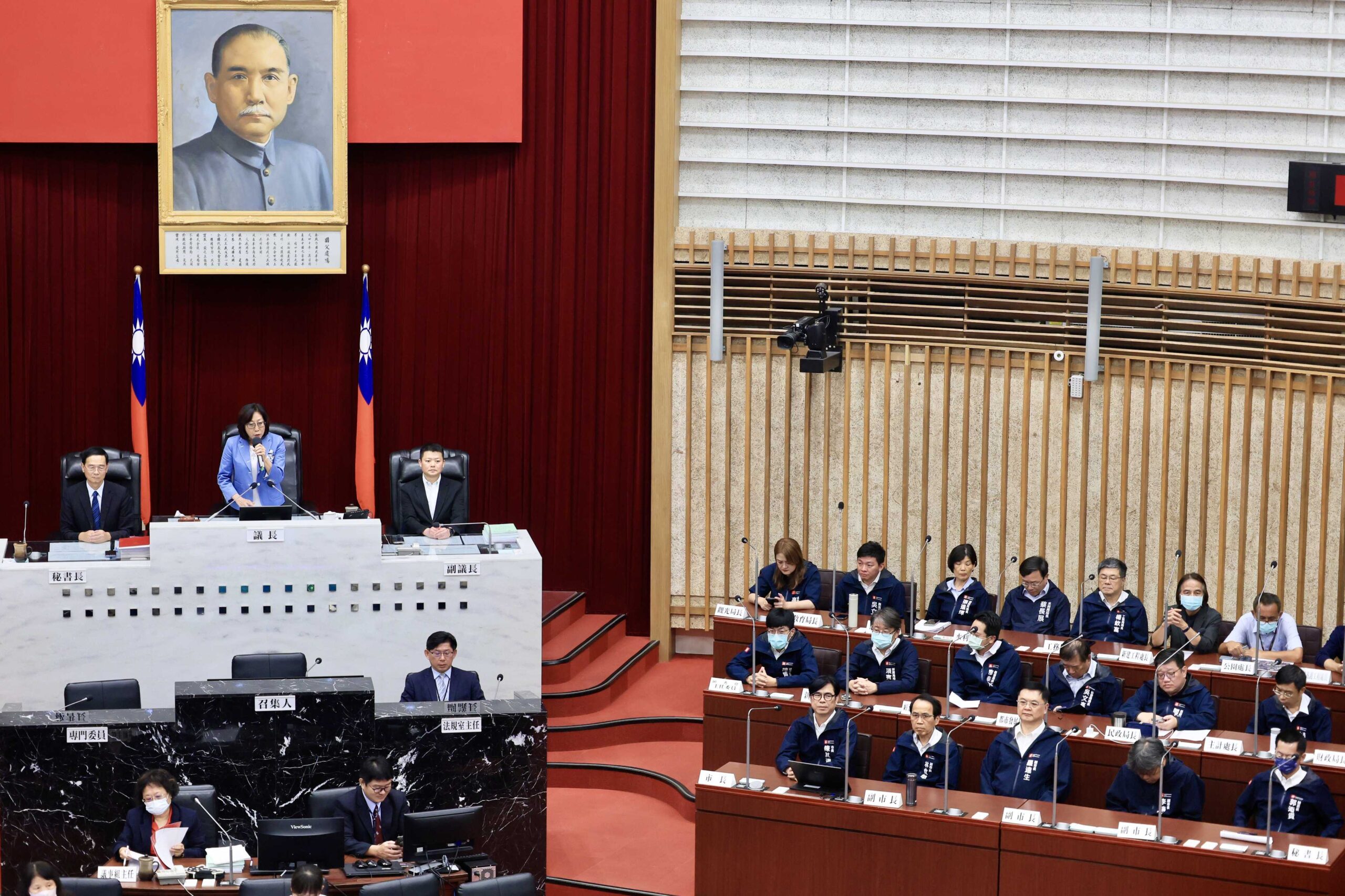 全國搶頭香城市！高市議會通過碳預算