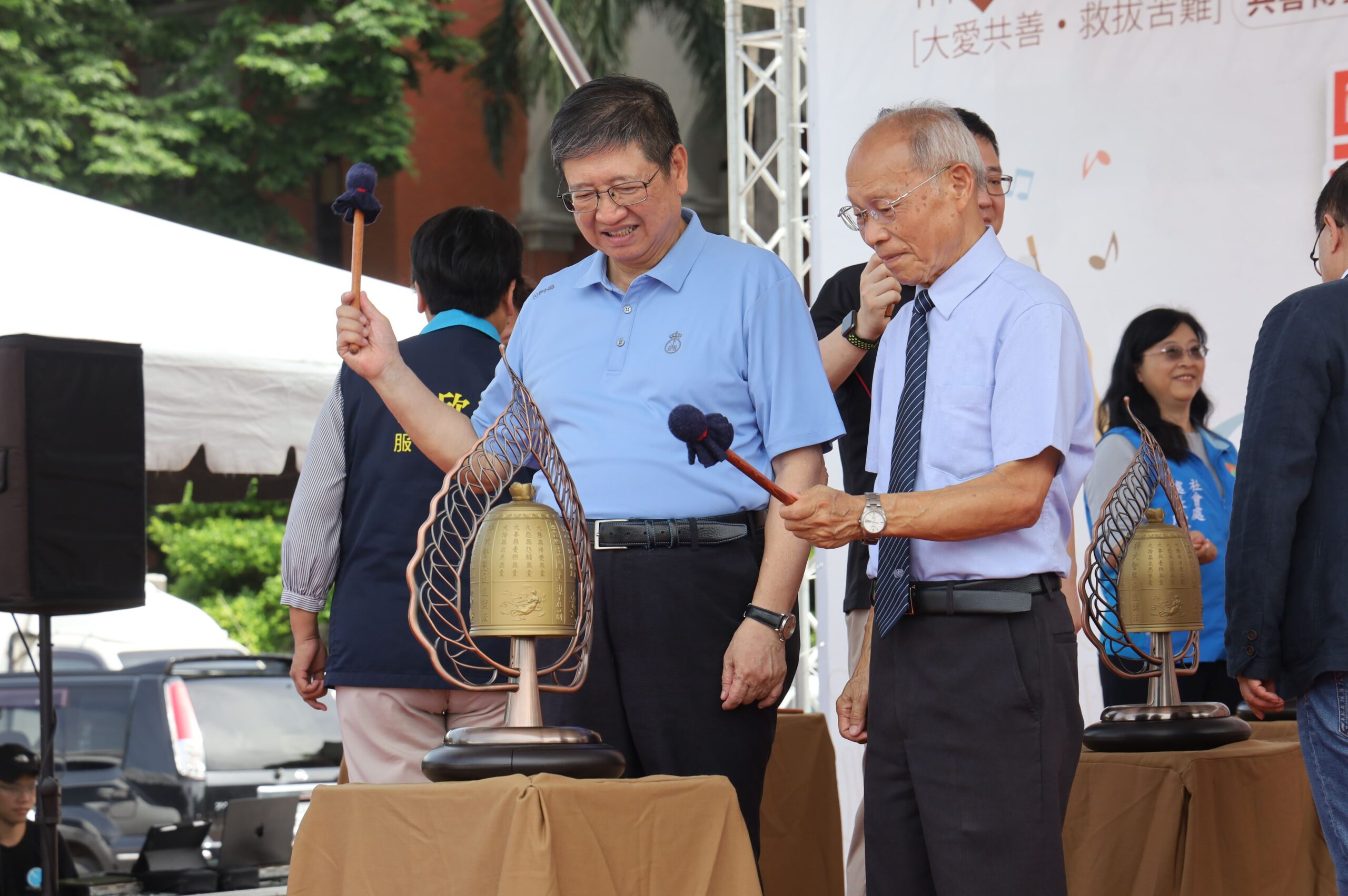 出席慈濟愛心園遊會 楊文科：讓愛傳播照亮社會