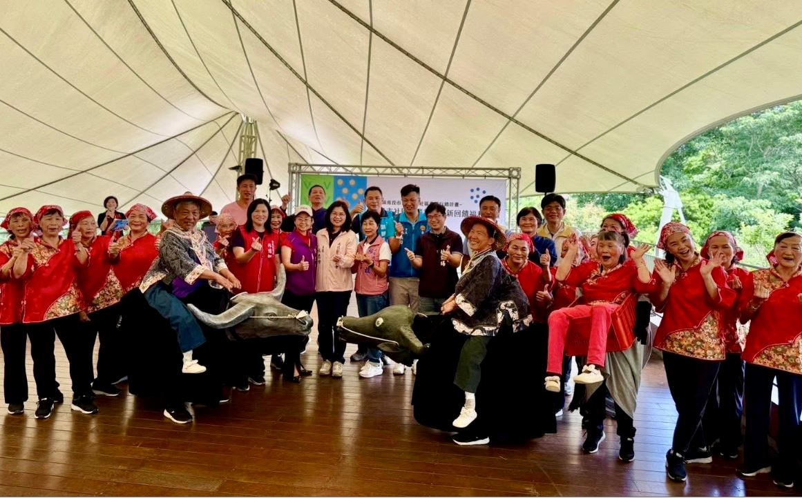 南投社區產業齊心行銷 8鄉鎮市40社區攜手展售在地好物