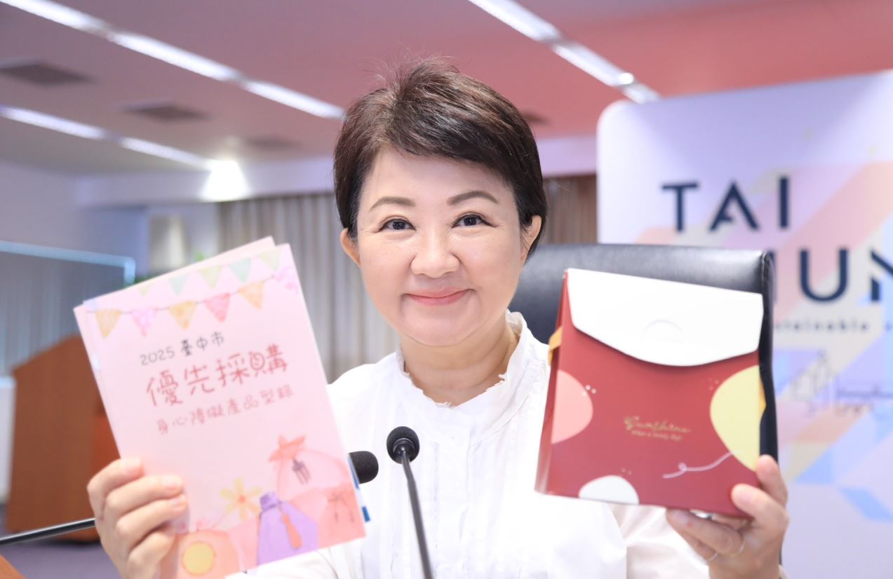 盧秀燕化身「帶貨女王」 推薦身障團體中秋月餅