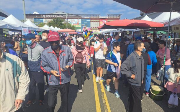 大寮紅豆花田季魅力十足 農特產品買氣強強滾