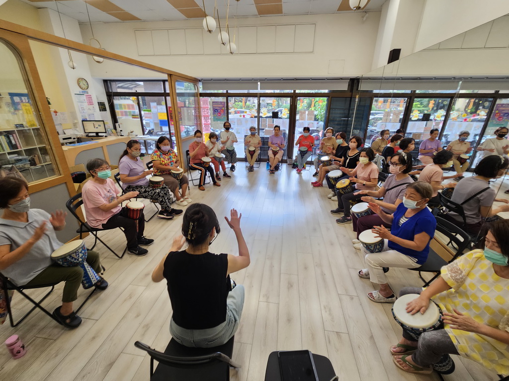 高市佈建579處巷弄長照站 助長者在地健康共老