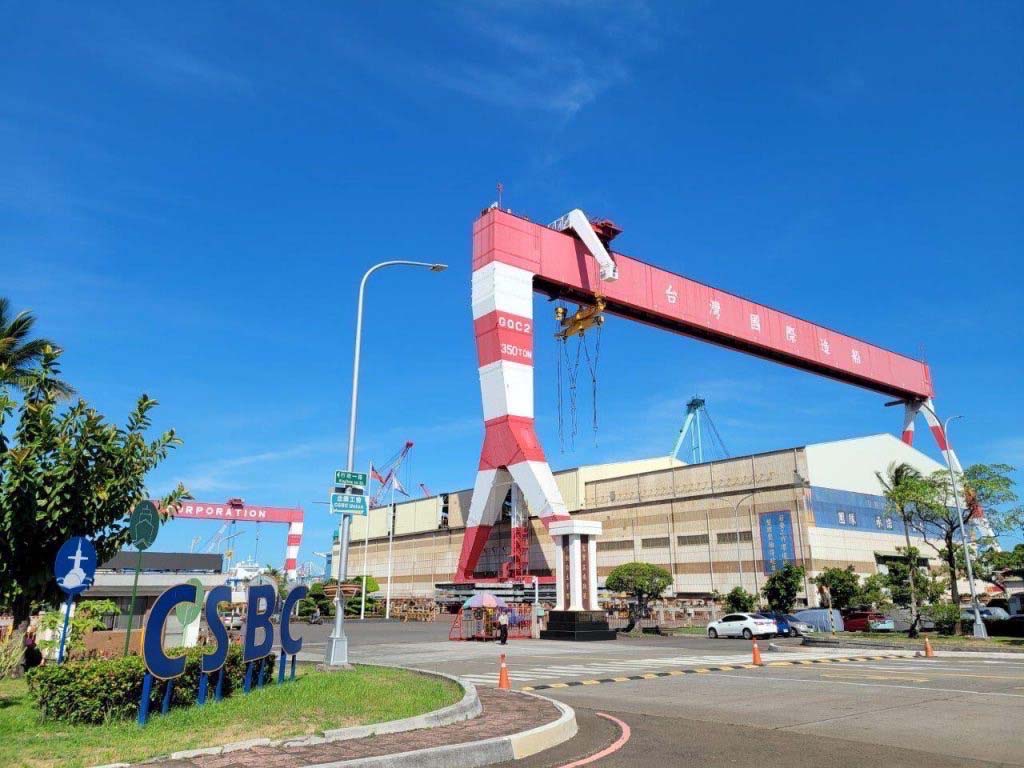 潛艦如何安全下潛 台船科普解析測試程序與潛航前準備