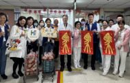 臺中榮總送暖守護病友 院長率隊走訪病房傳遞新春祝福