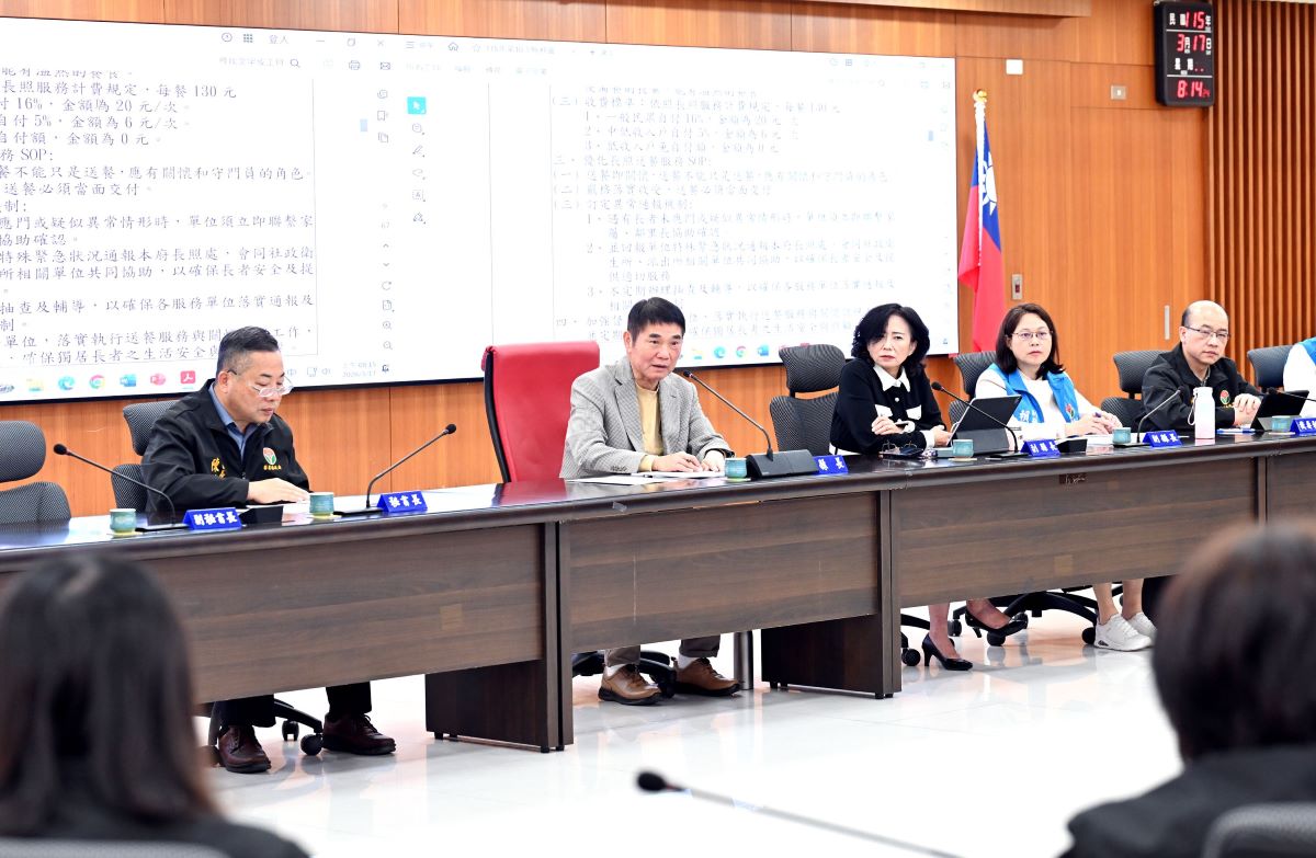 苗縣府召開縣務會議 鍾東錦勉全力辦好2027台灣燈會