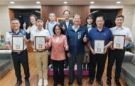 表彰城市英雄 康議長頒獎致敬高市115年全國模範勞工當選人