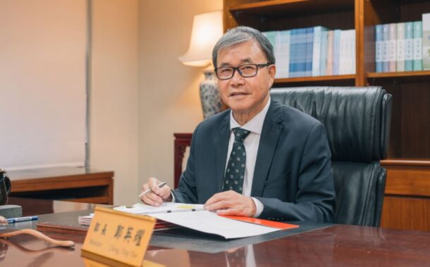 立法院三讀通過教師法 復職教師補發本薪與學術加給