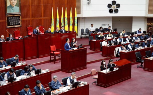 蔣萬安赴市議會施政報告 持續兢兢業業為市民服務