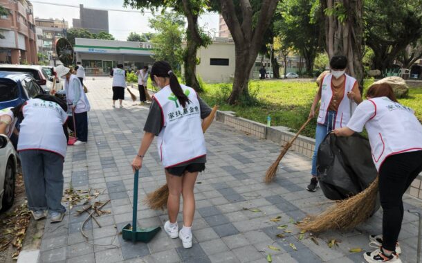 北高雄家扶中心為即將開學的大專生籌措獎助學金