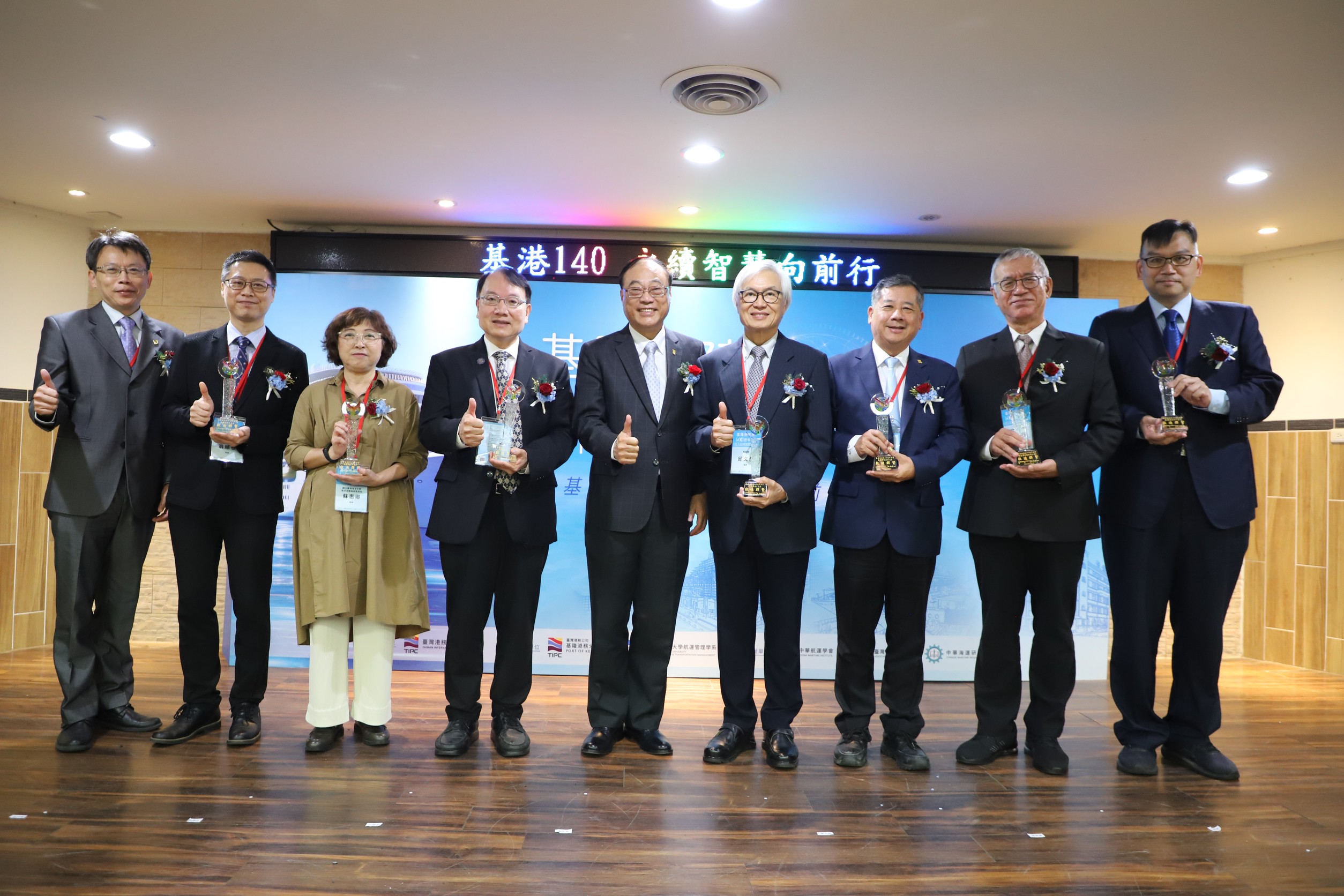 基隆龍舟點睛下水典禮 邱佩琳祝參賽隊伍旗開得勝