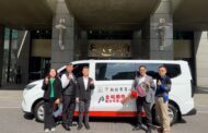 愛心行動不停歇金碗國際公司捐贈雙乘輪椅座位恢復康巴士