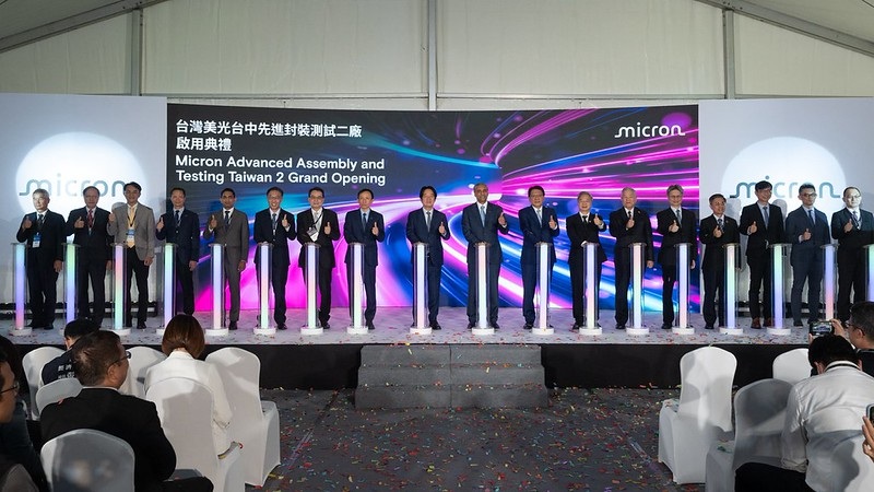 美光台中封測二廠啟用 總賴統盼共創下一世代AI產品